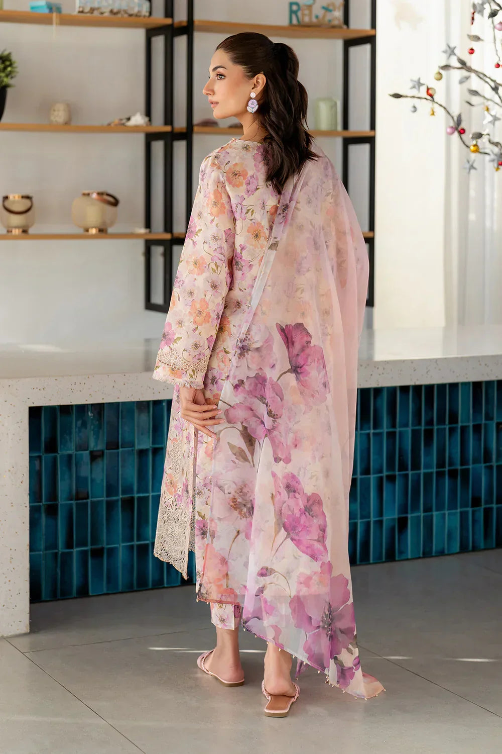 03-Piece Printed Lawn Suit With Chikankari Embroidery - Ready To Wear