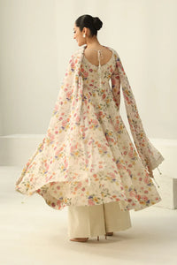 03-Piece Lawn Suit - Ready To Wear