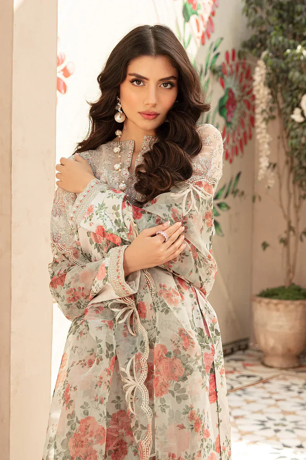 03-Piece Printed Lawn Suit - Ready To Wear