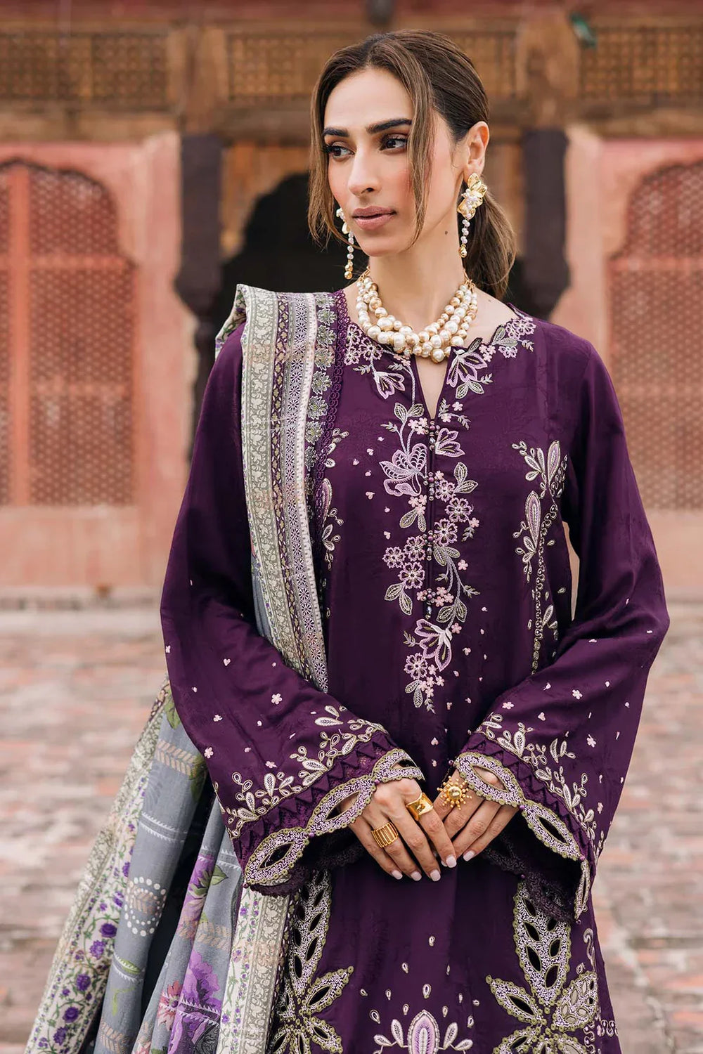 03-Piece Lawn Suit With Embroidery - Ready To Wear