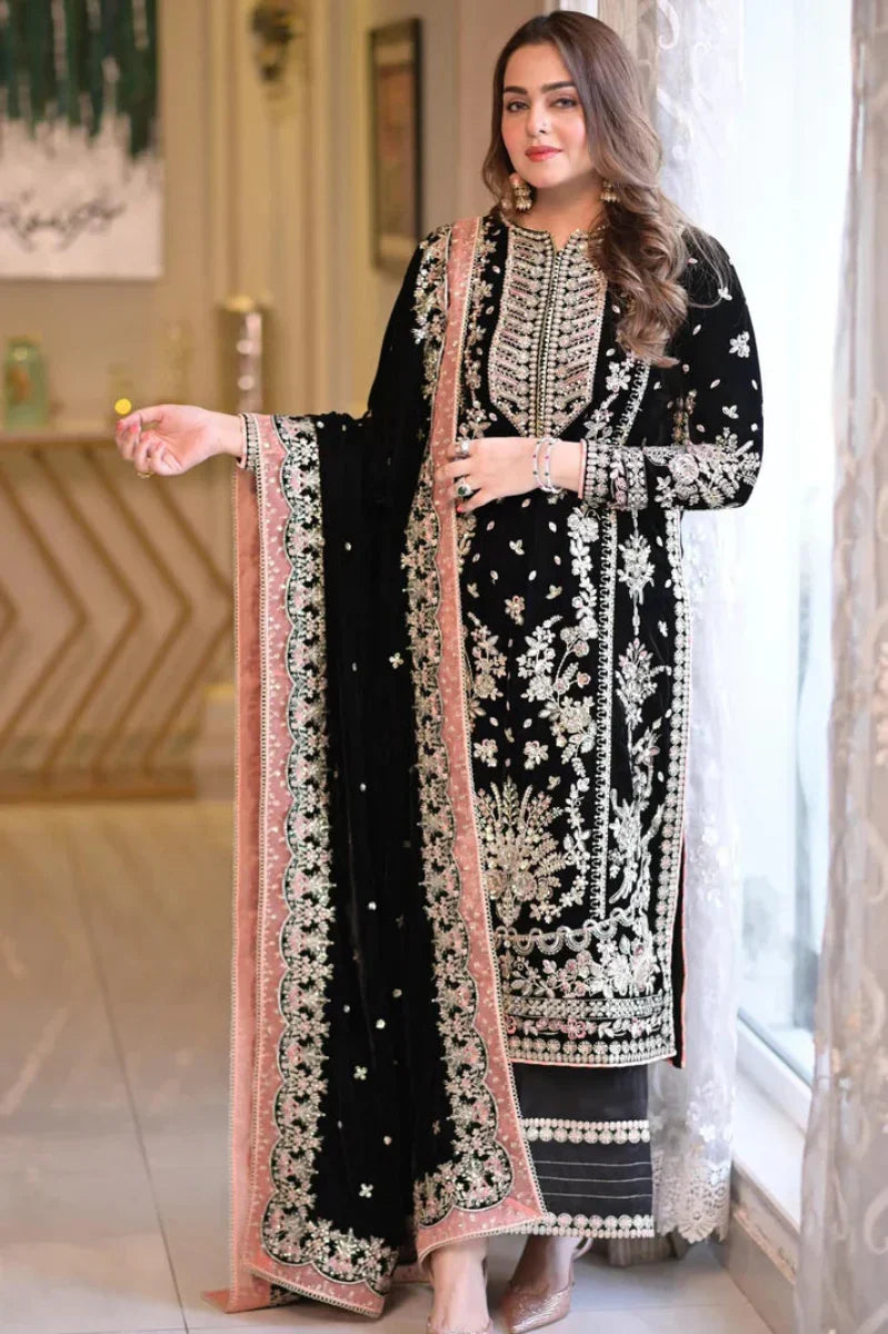 03-Piece Lawn Suit With Chiffon Dupatta - Ready To Wear