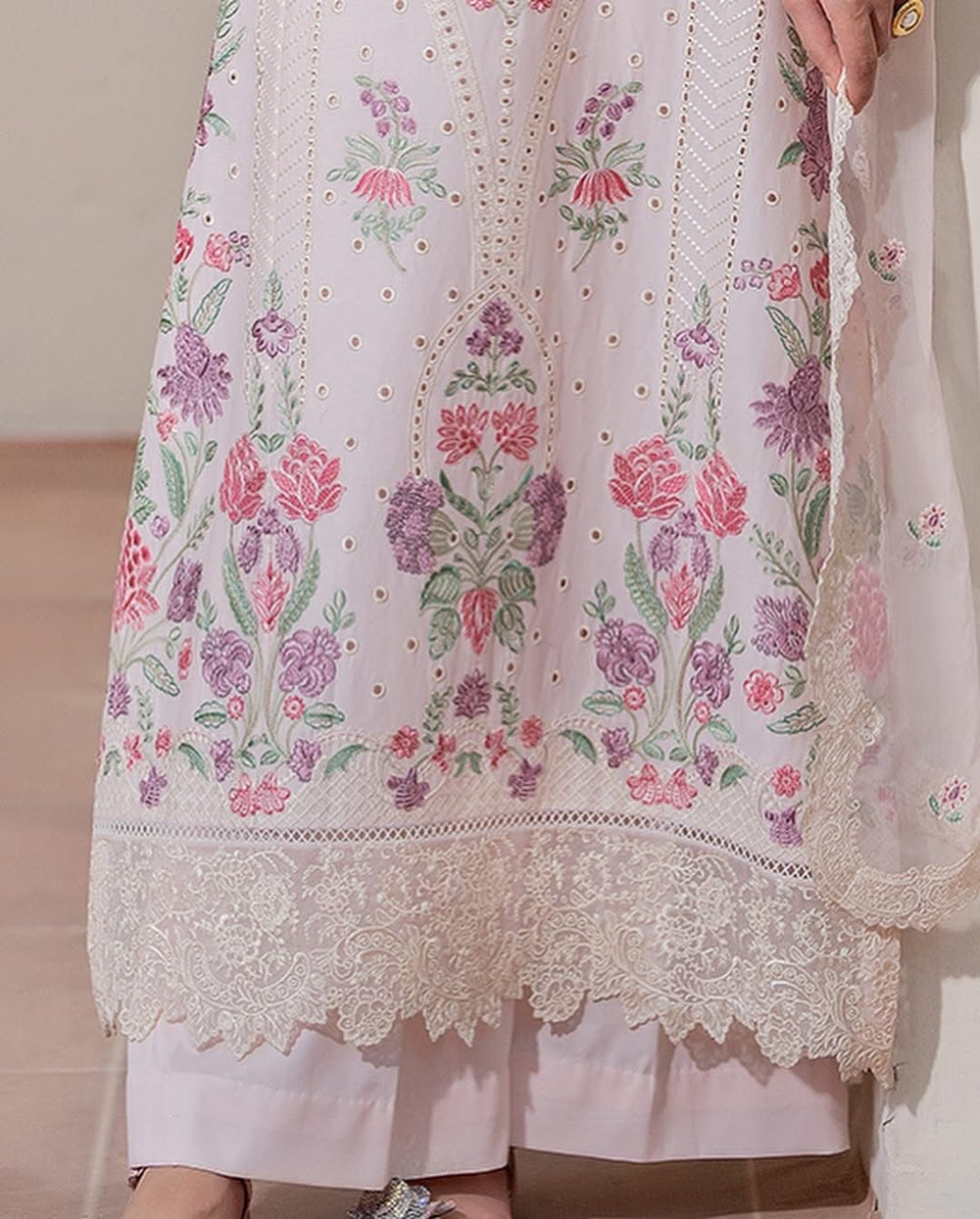 03-Piece Lawn Suit With Embroidery - Ready To Wear