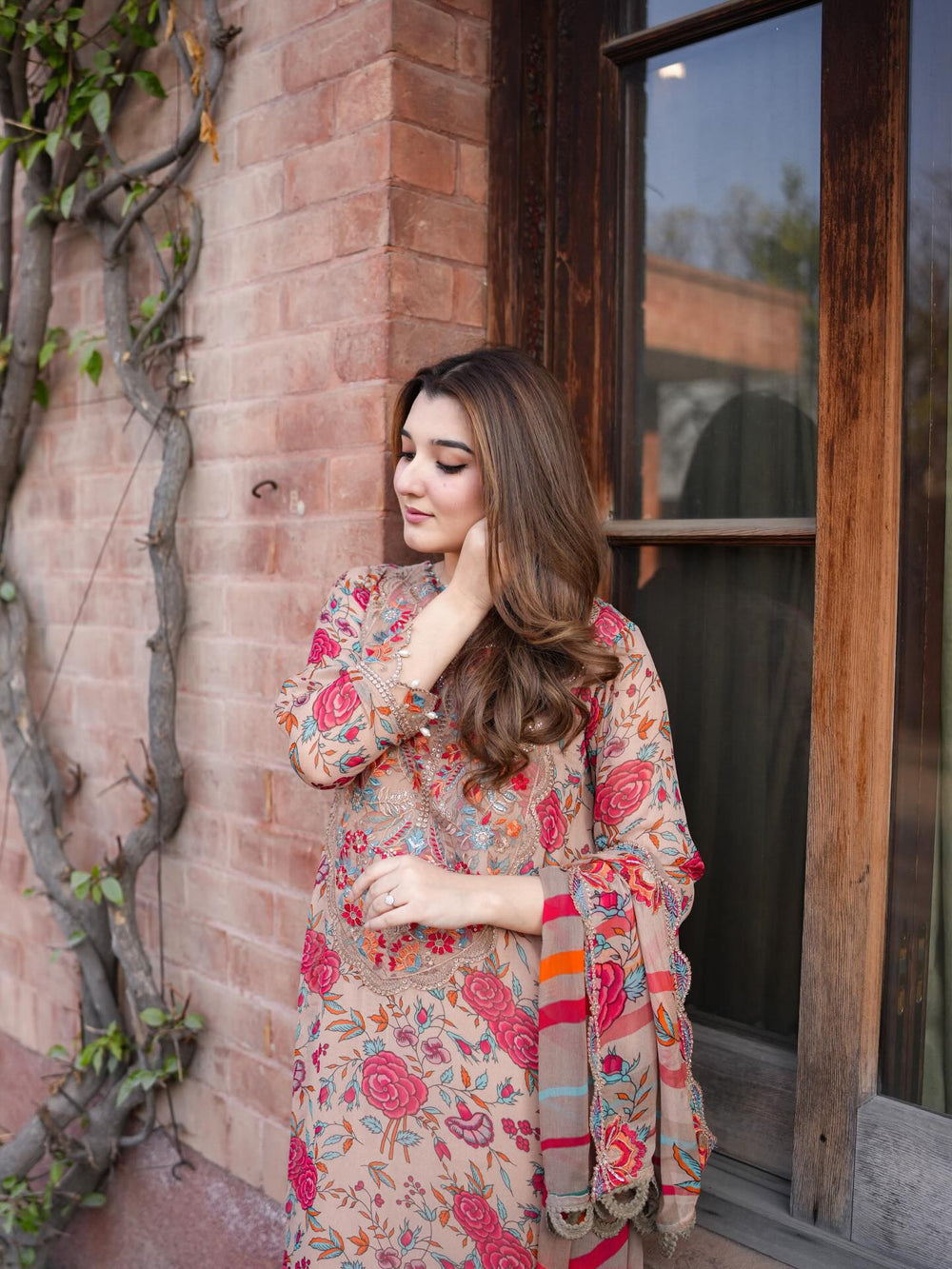 03-Piece Printed Lawn Suit - Ready To Wear