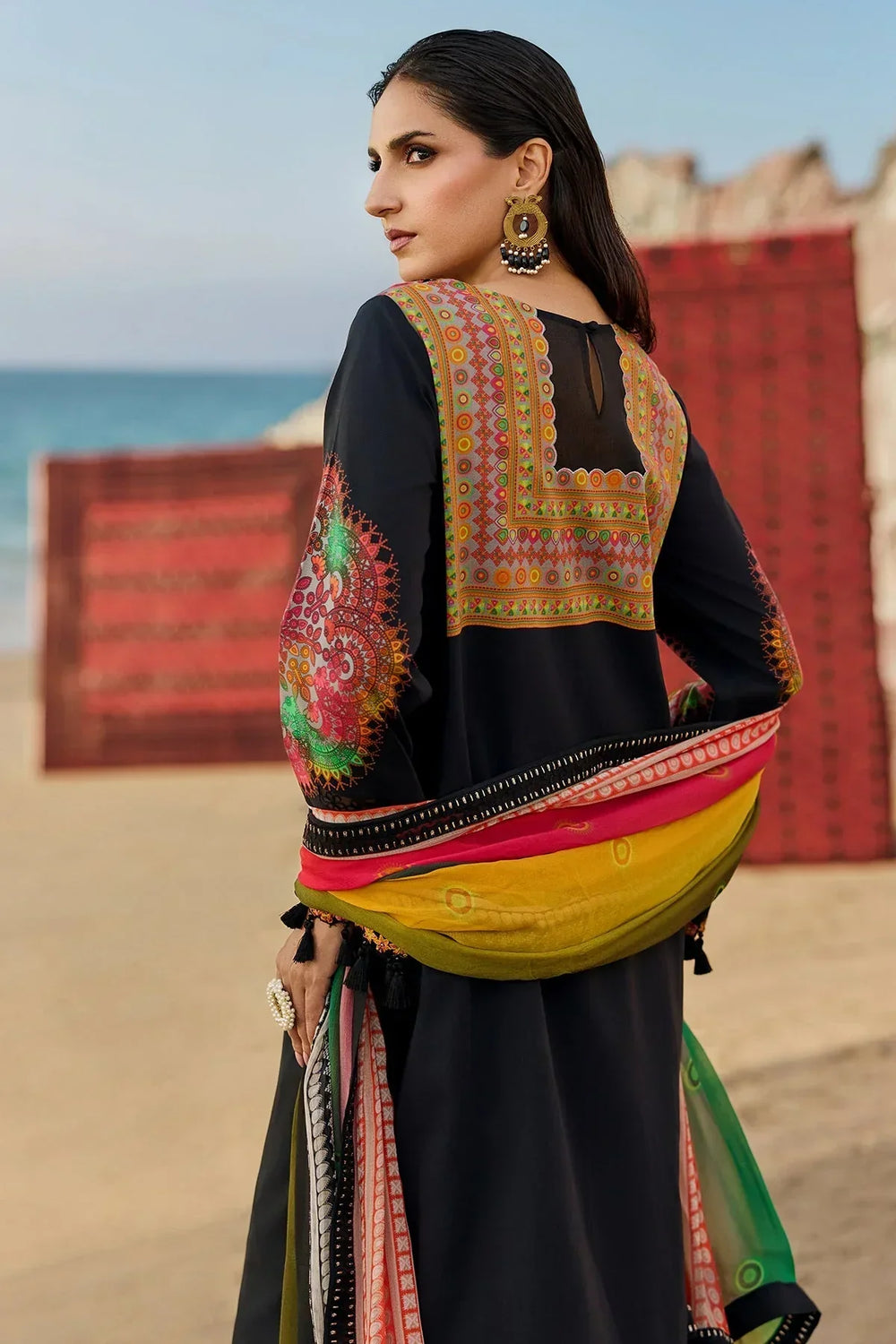 03-Piece Printed Lawn Suit - Ready To Wear