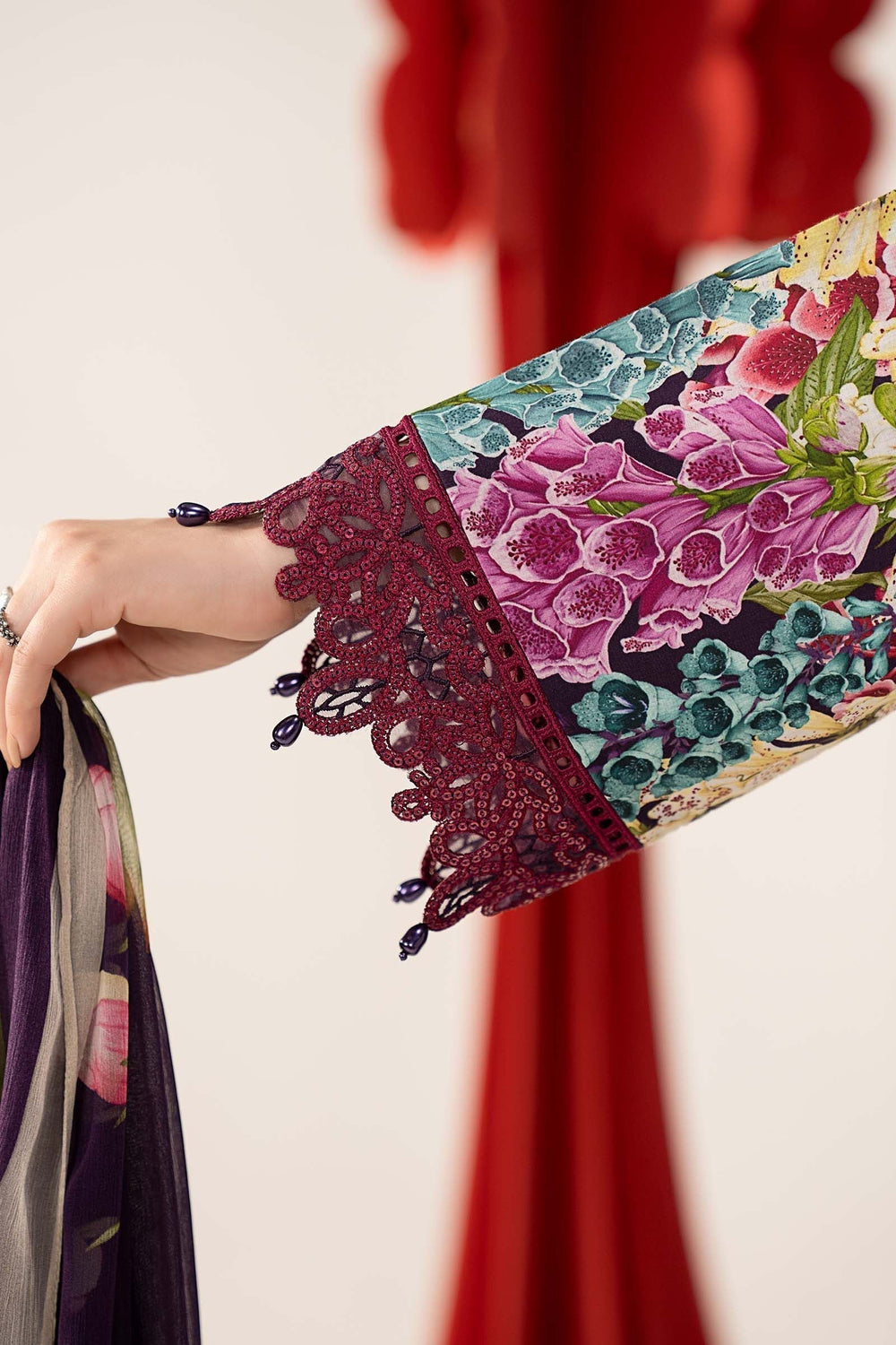 03-Piece Printed Lawn Suit With Chiffon Dupatta | Ready To Wear