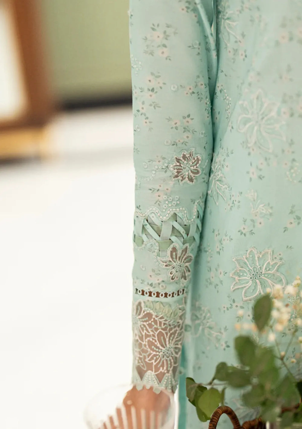 03-Piece Printed Lawn Suit - Ready To Wear