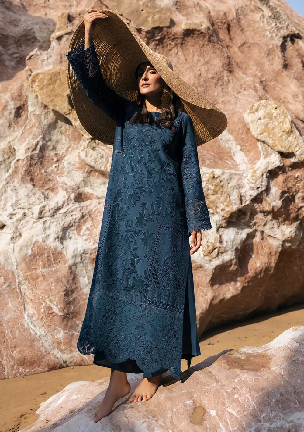 03-Piece Lawn Suit With Embroidery - Ready To Wear
