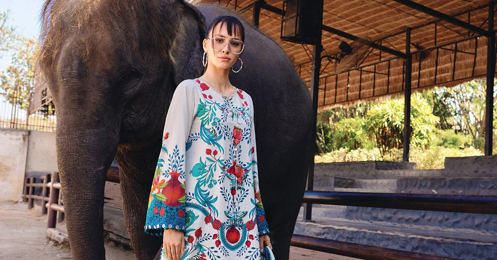 03-Piece Printed Lawn Suit - Ready To Wear