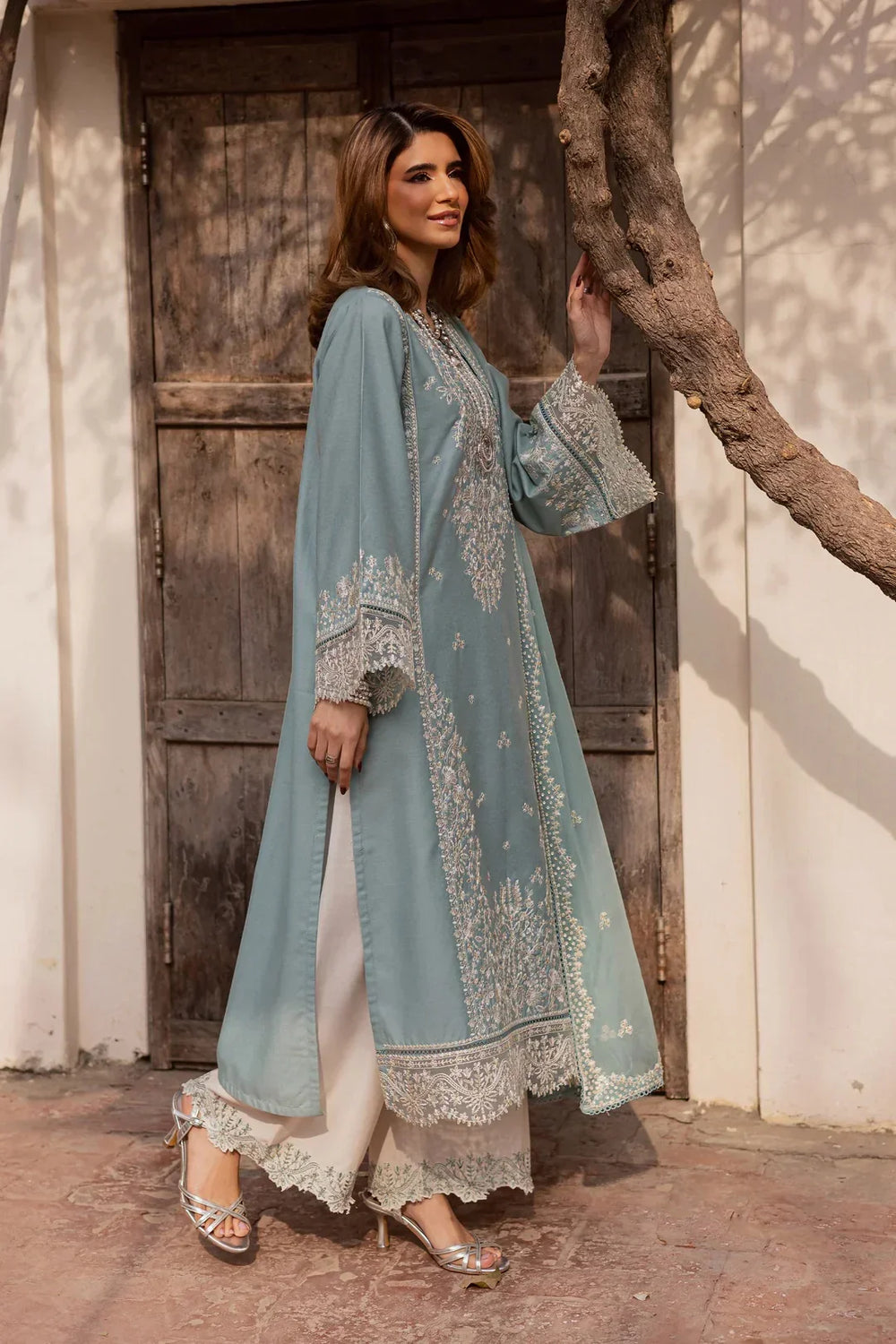 03-Piece Lawn Suit With Embroidery | Ready To Wear