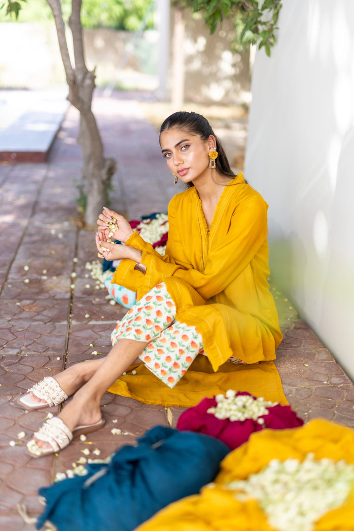 NORA - YELLOW KURTA SET