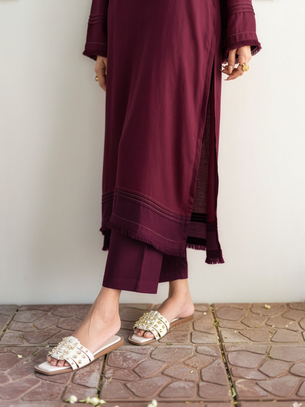 Sajal - Burgundy