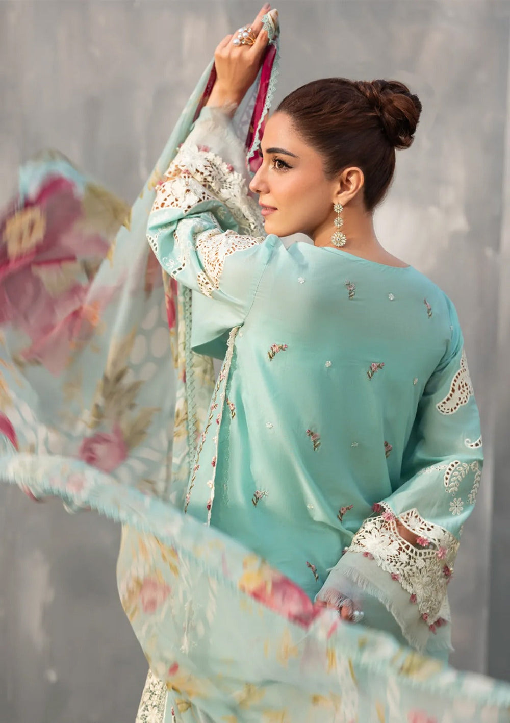 PREMIUM LUXURY LAWN Ready To Wear 3PCS SUIT SKY BLISS